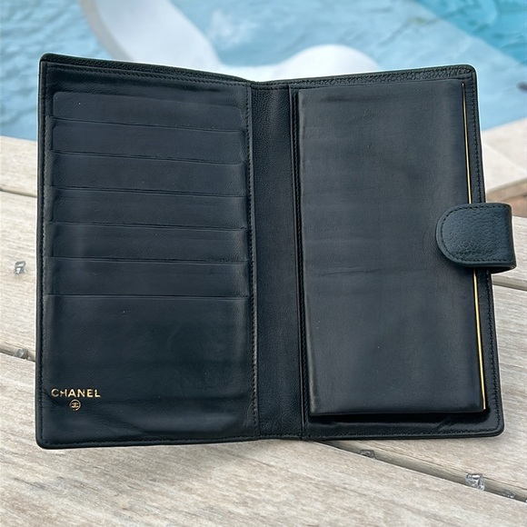 CHANEL WALLET COA - Picture 5 of 7